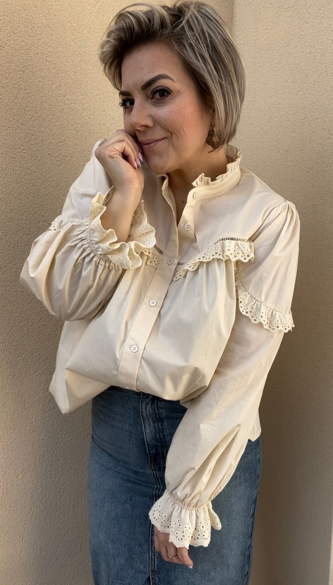 Blouse en dentelle écru