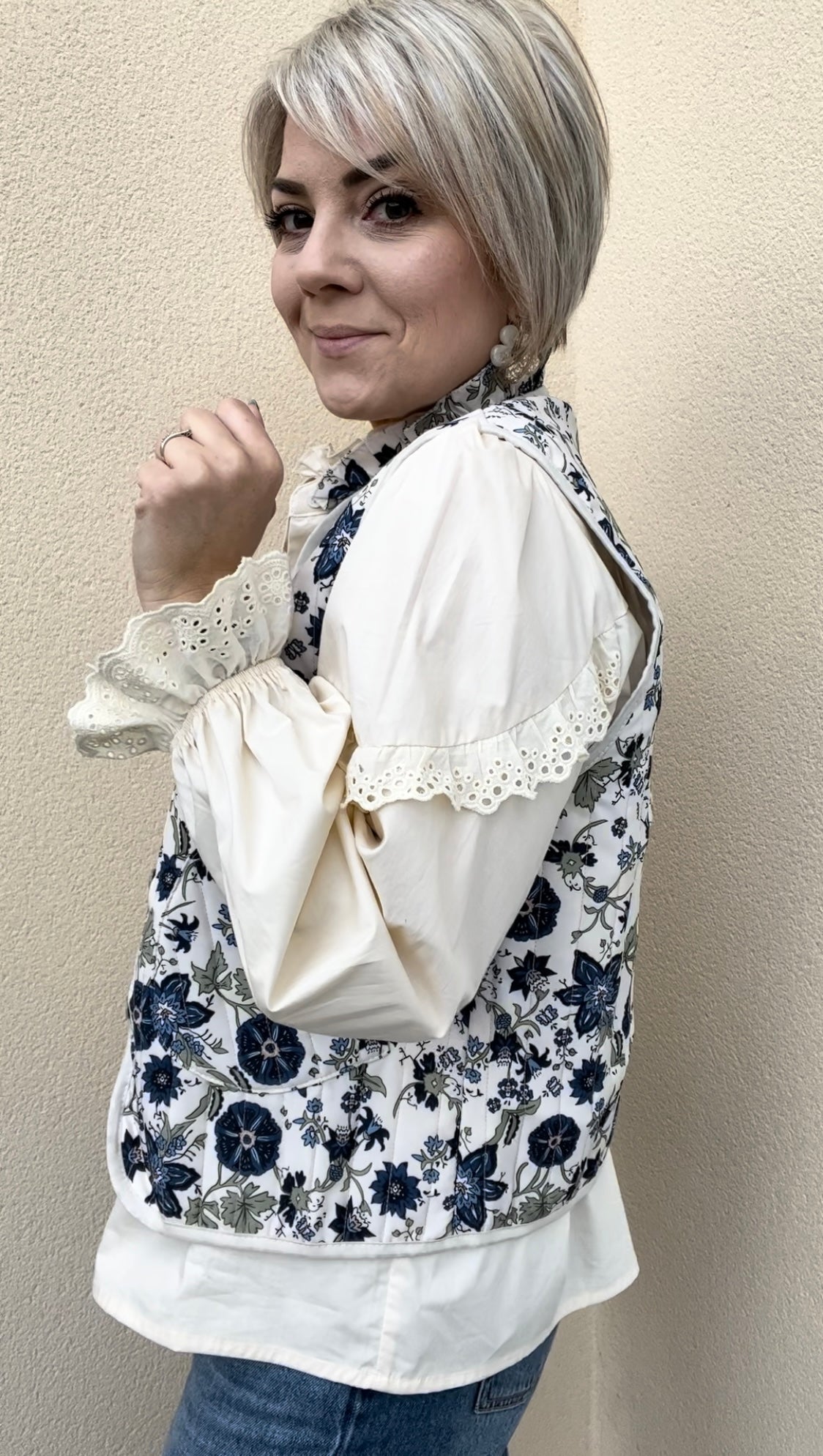 Veste sans manches fleuris marine