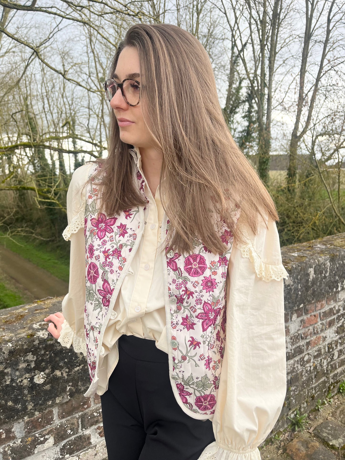 Veste sans manches fleuris rose