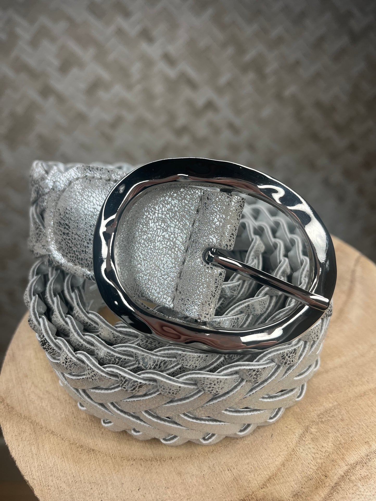 La ceinture irisée argenté