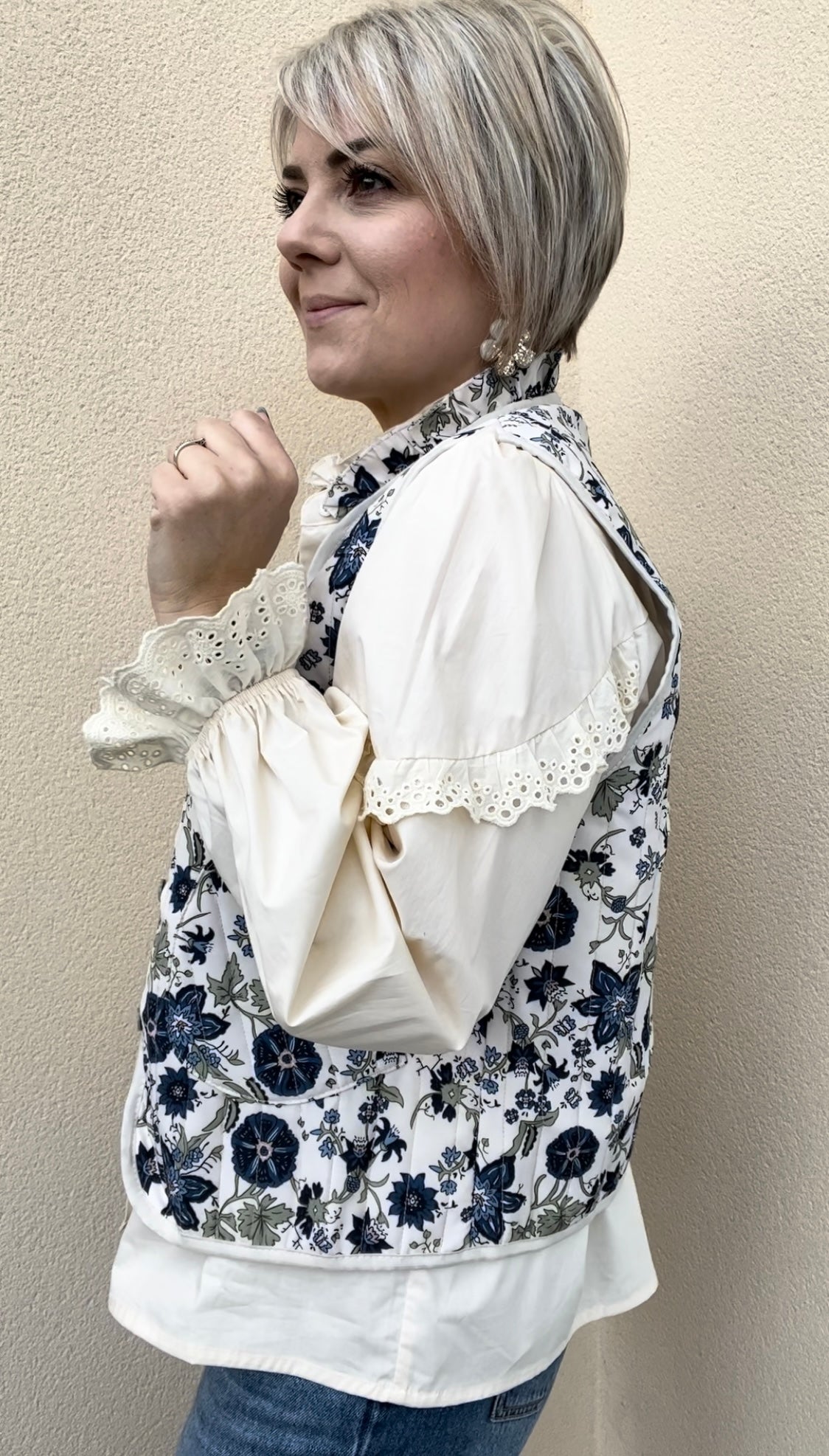Veste sans manches fleuris marine