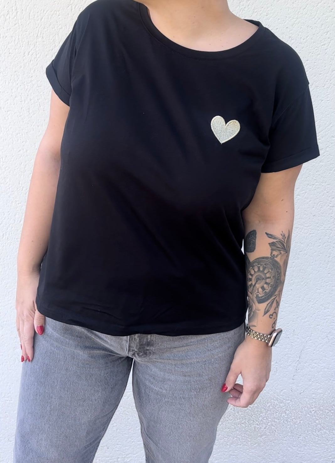 T-shirt noir coeur doré