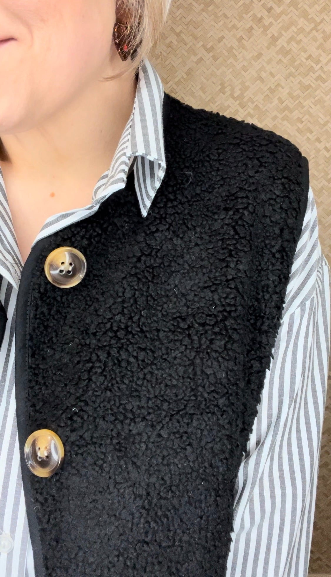 Veste mouton noire