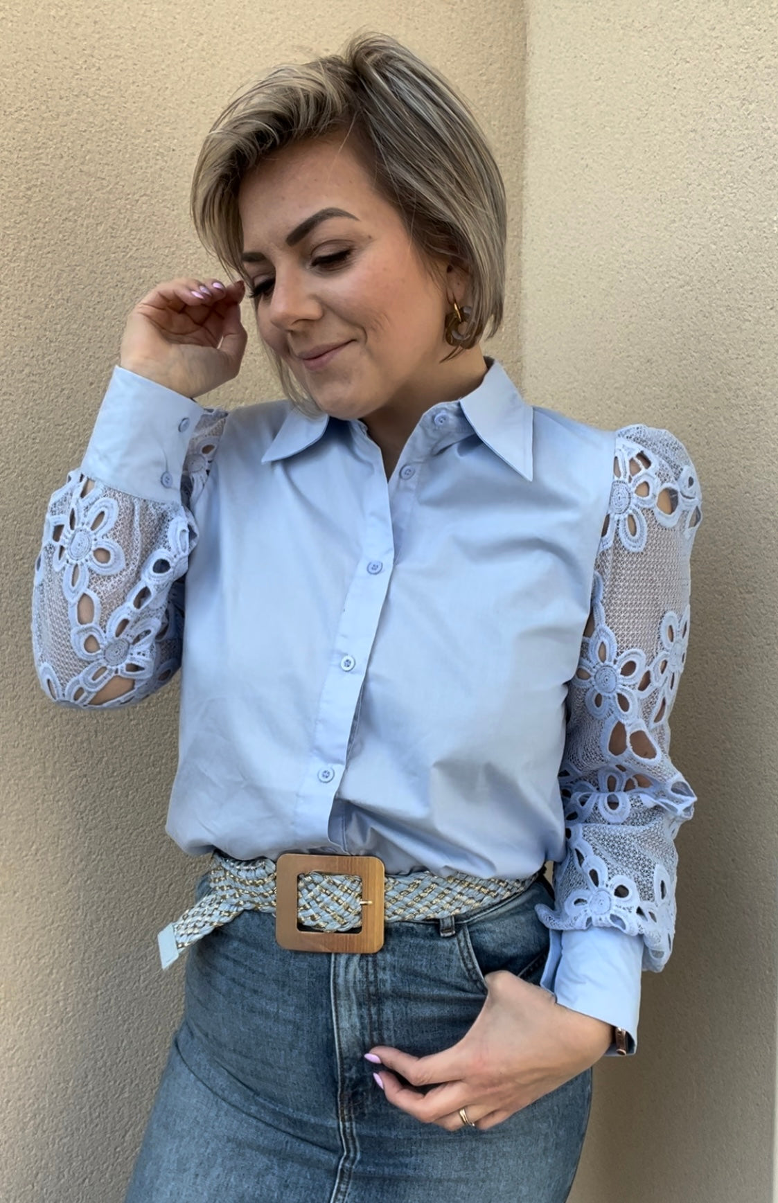 La chemise dentelle bleu
