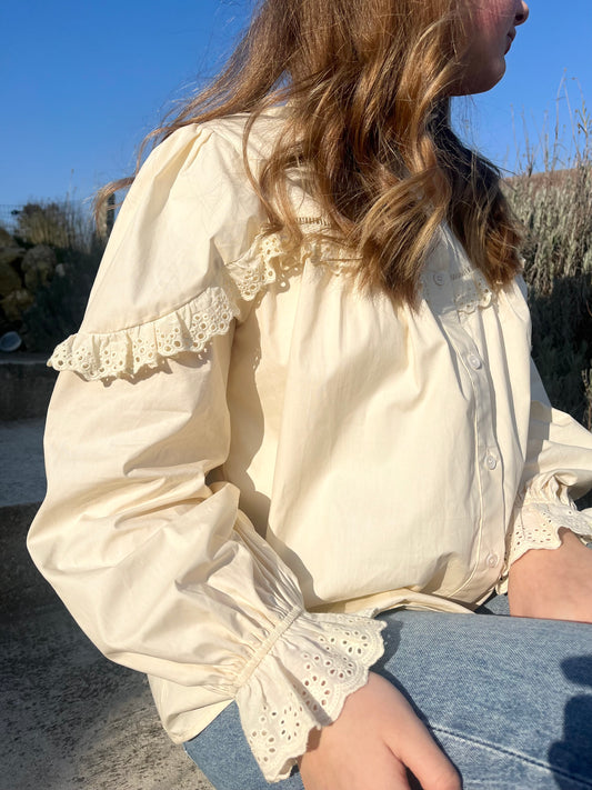 Blouse en dentelle écru