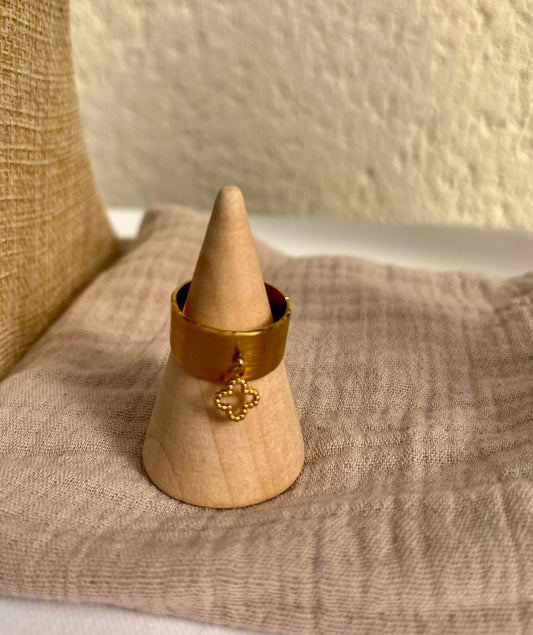 Bague breloque trèfle